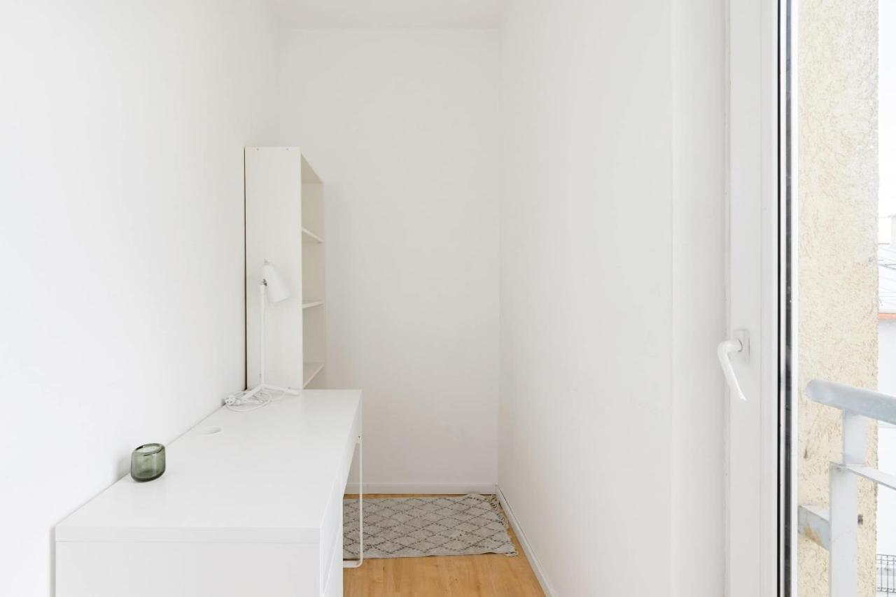 Sunny And Central Penthouse With Private Garage Budapest Exterior photo